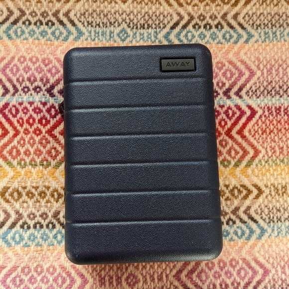 Away Bags Away Mini Hard Case Luggage Amenity Kit X United Airlines